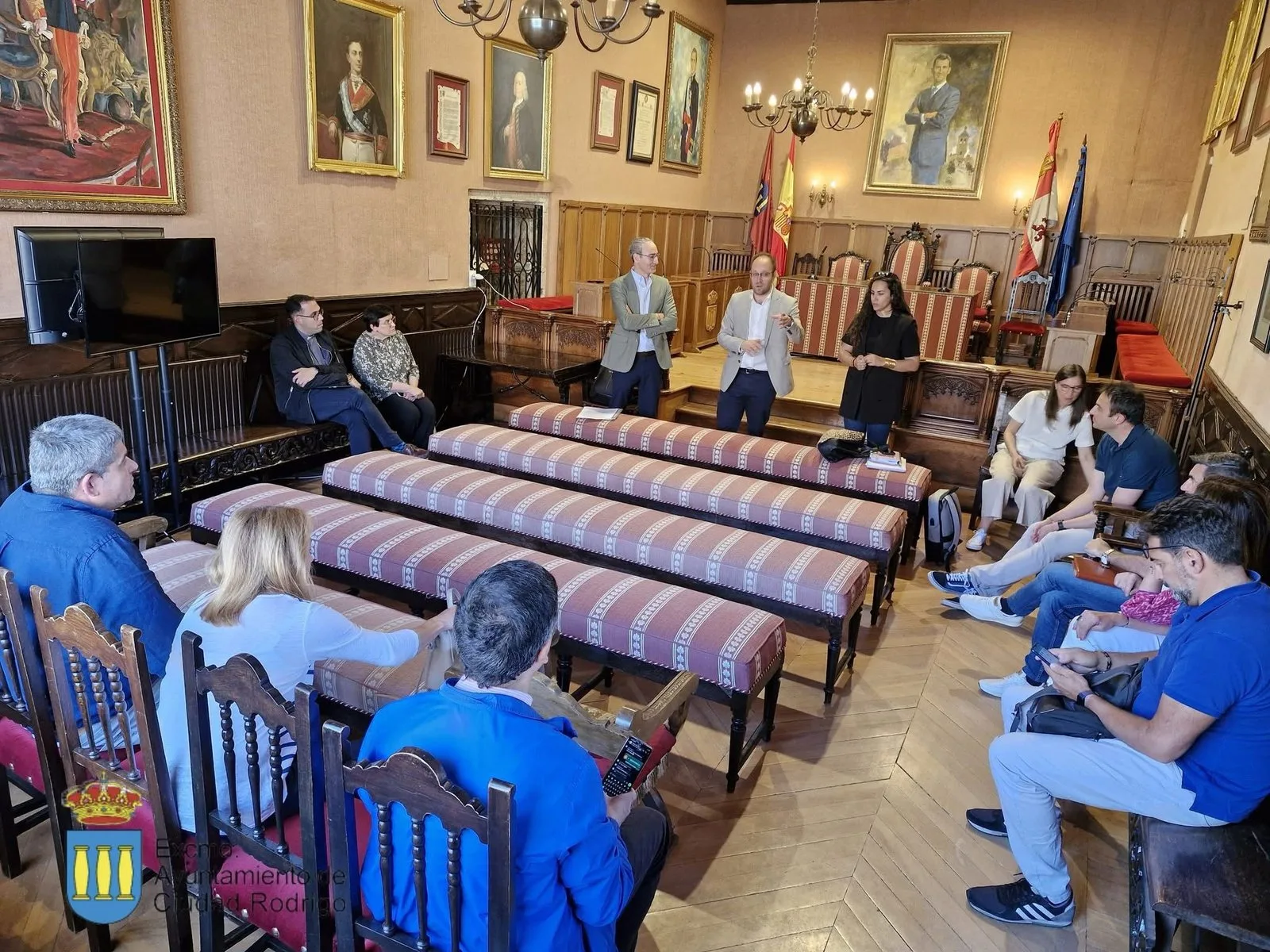 Reunión con los responsables de los centros educativos mirobrigenses